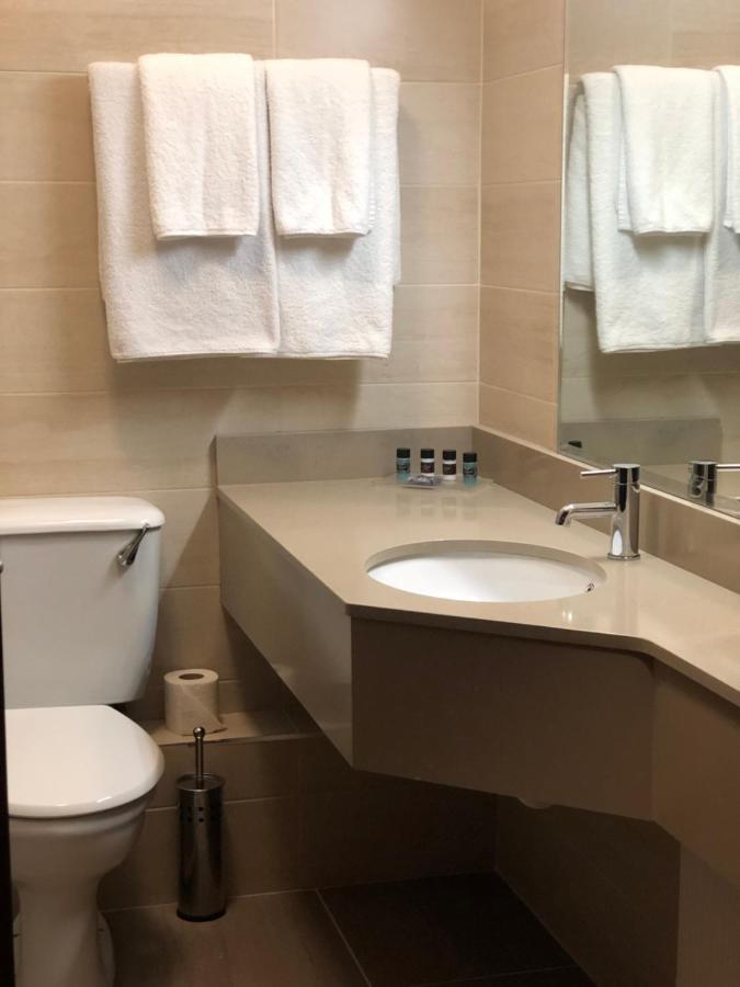 Aherlow House Hotel & Lodges Экстерьер фото
