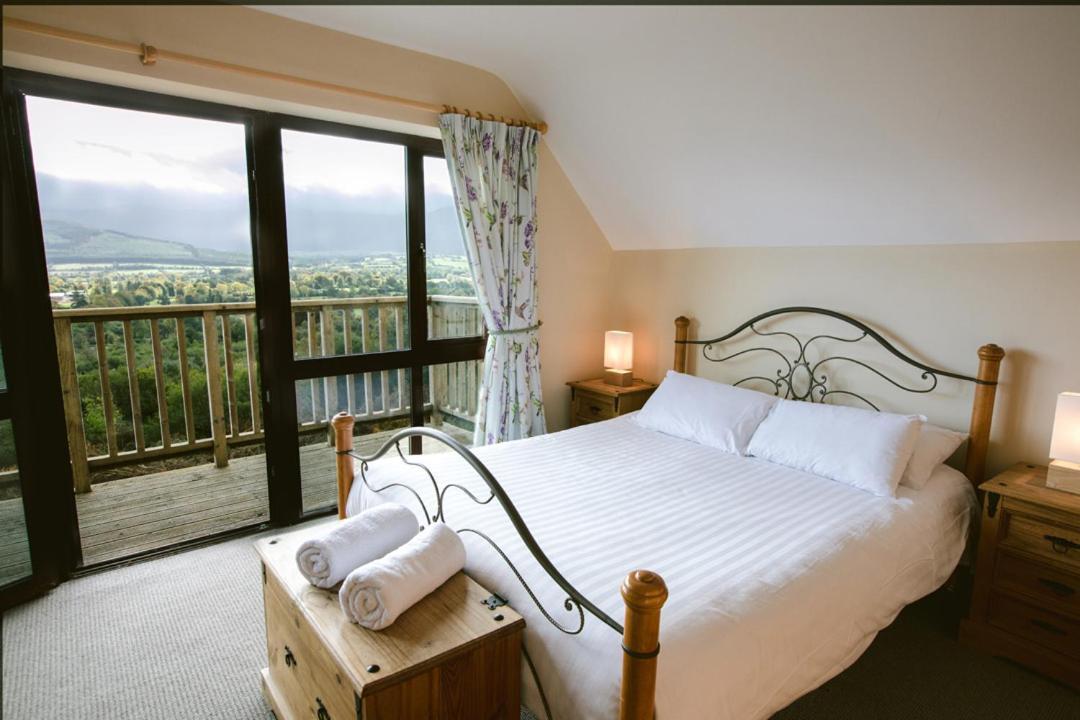 Aherlow House Hotel & Lodges Экстерьер фото