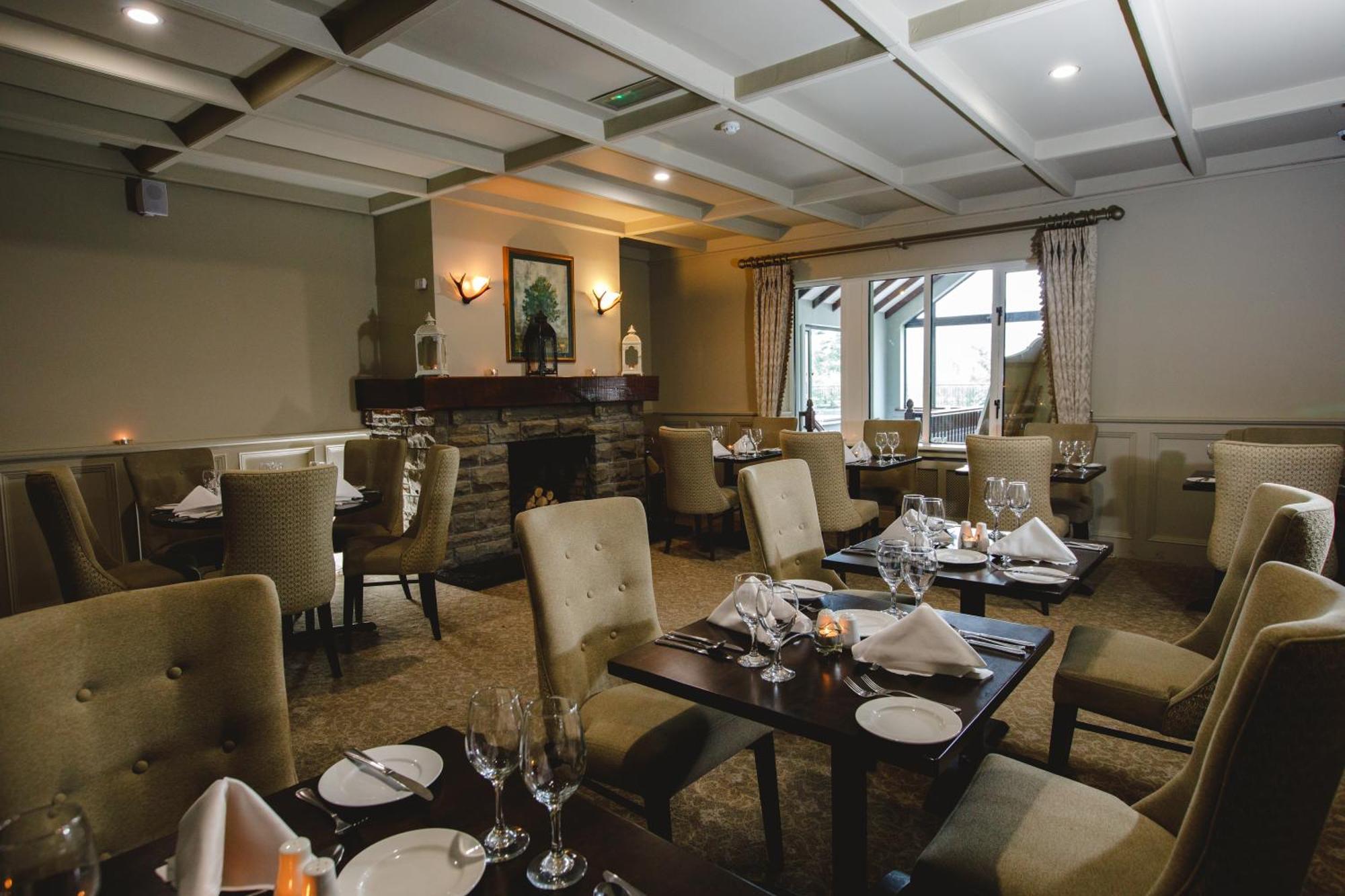 Aherlow House Hotel & Lodges Экстерьер фото