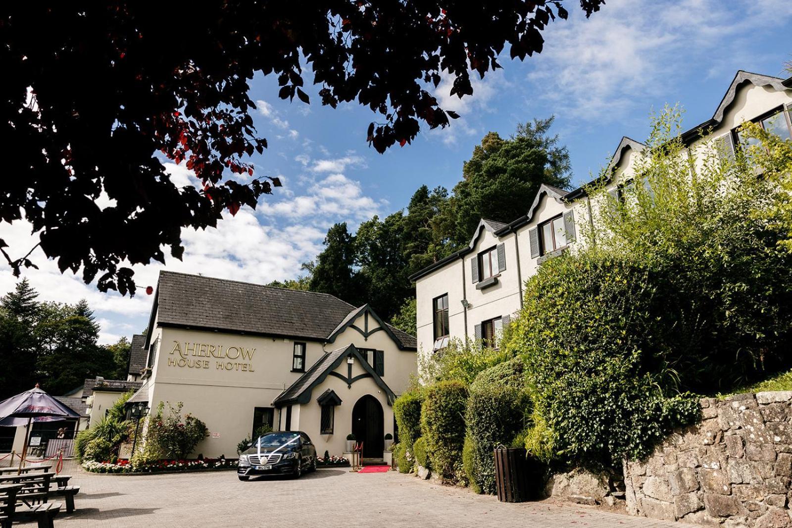 Aherlow House Hotel & Lodges Экстерьер фото