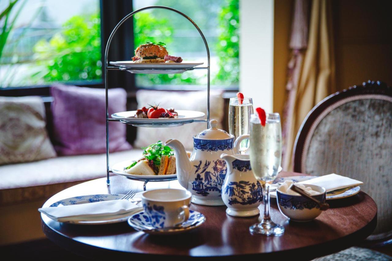 Aherlow House Hotel & Lodges Экстерьер фото