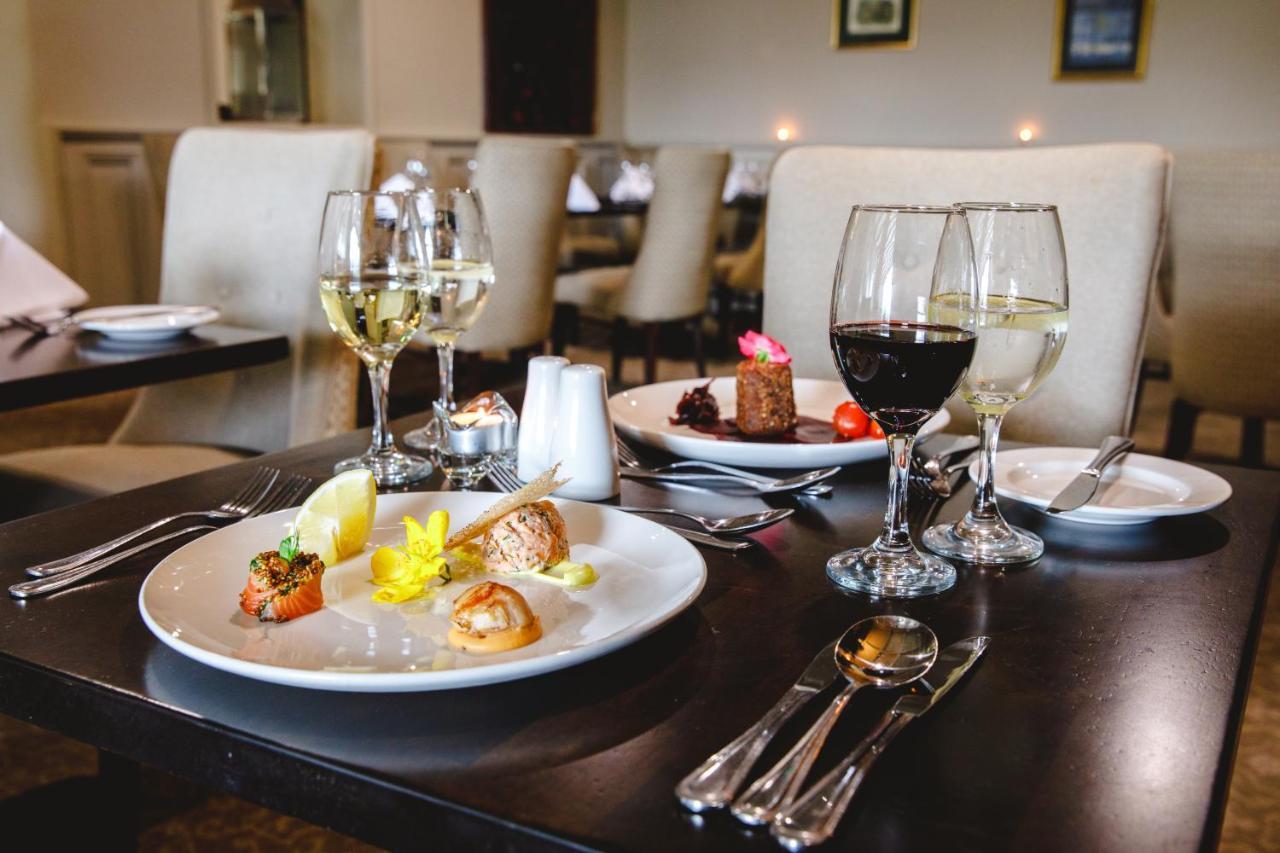 Aherlow House Hotel & Lodges Экстерьер фото