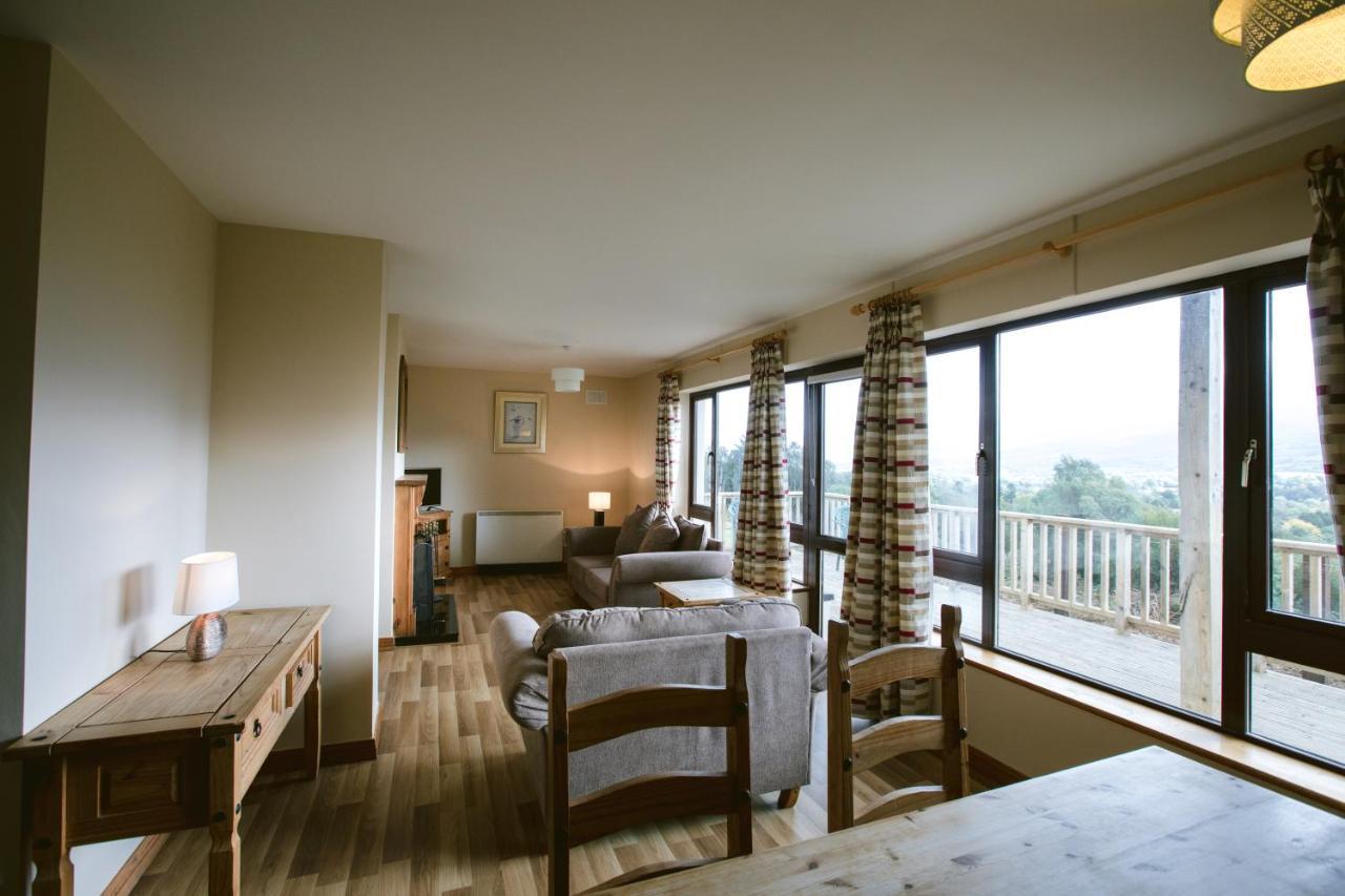 Aherlow House Hotel & Lodges Экстерьер фото